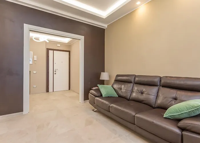 Apartment Cornelia Near Metro A *