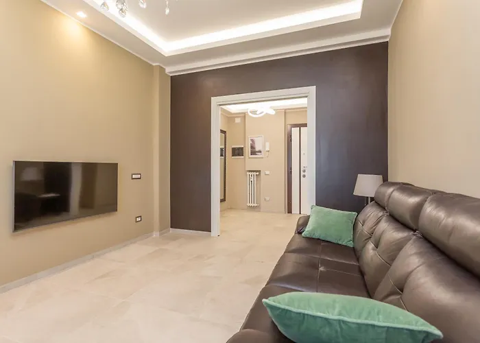 Apartment Cornelia Near Metro A *